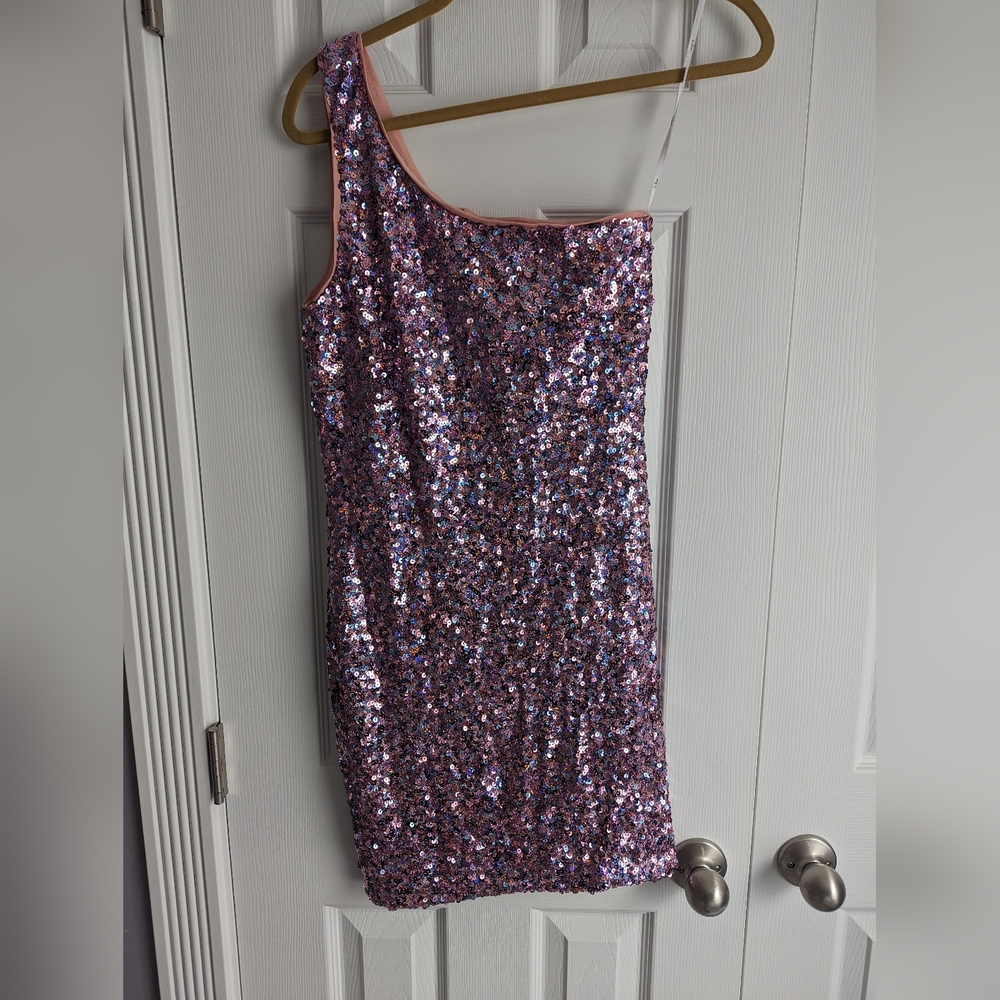 Lulu's Iridescent Pink Sequin Bodycon Dress